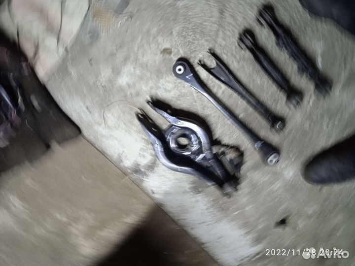 Рычаги задние левая сторона BMW F30