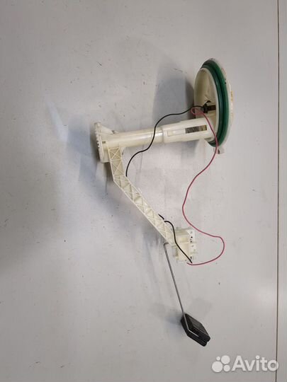 Датчик уровня топлива Cadillac STS, 2008