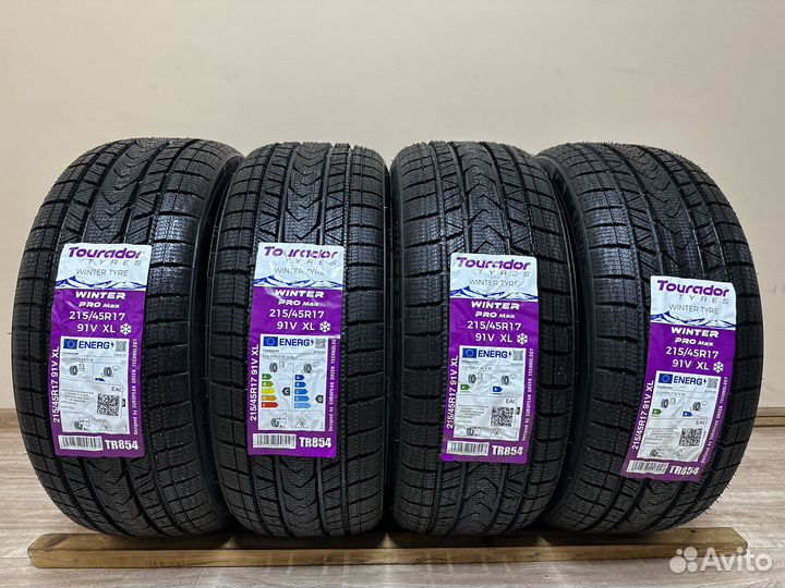 Tourador Winter Pro Max 215/45 R17 92V