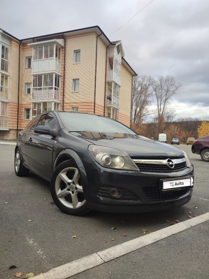 Opel Astra GTC: фото владельца