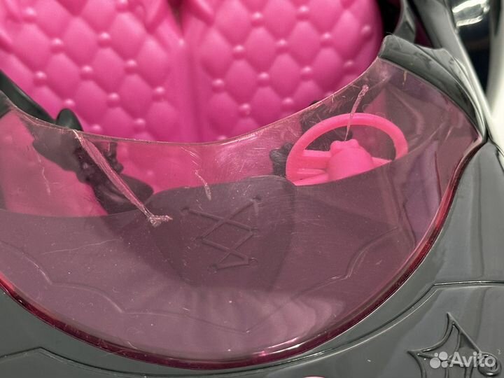 Роадстер Дракулауры