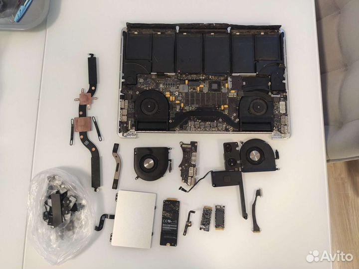 Apple MacBook Pro 15 retina A1398 по запчастям