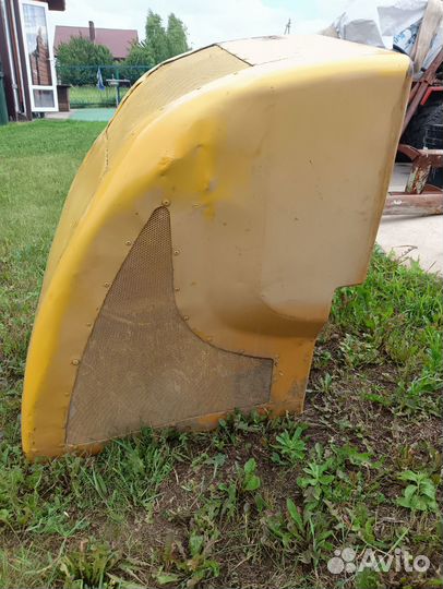 Продам капот на экскаватор