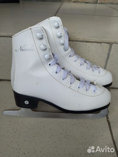 Коньки фигурные