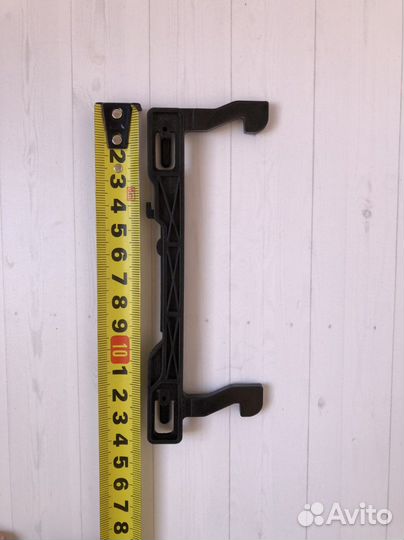 Крючок для двери микроволновки Samsung DE64-00210A