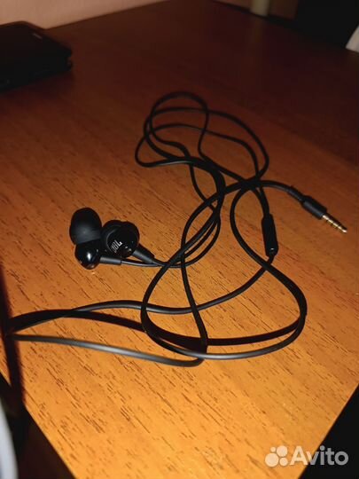 Наушники JBl c100si