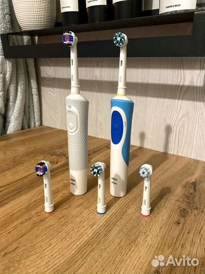 Электрическая зубная щетка Braun Oral-B Vitality