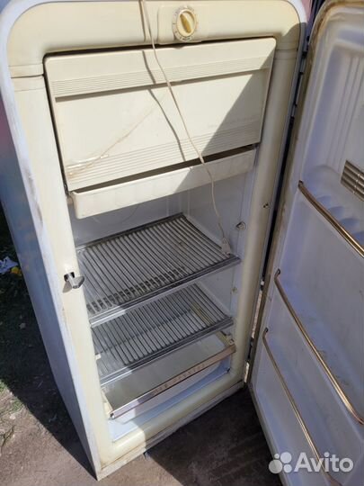Холодильник 
