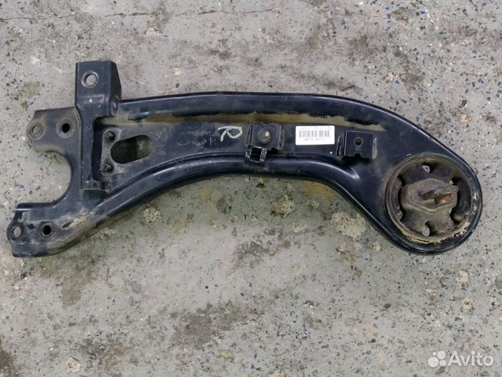 Рычаг задний правый продольный Hyundai Santa Fe DM