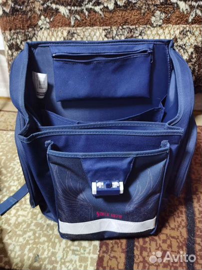 Рюкзак школьный с ортопедической спинкой