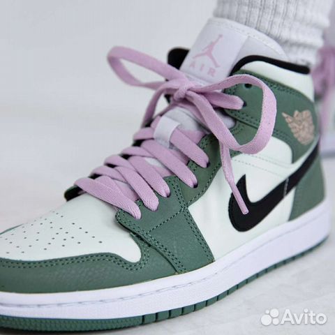 Nike Wmns Air Jordan 1 Mid SE 'Dutch Green' Люкс