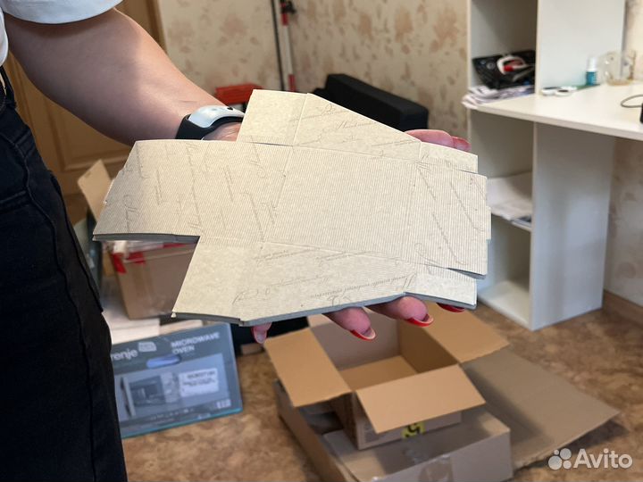 Коробка подарочная 7*7*5 см