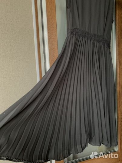 Платье черное