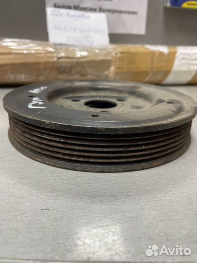 Шкив насоса гур Audi 100c4 A6C4 054145255