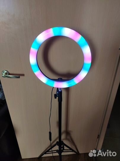 Кольцевая лампа со штативом для селфи бу