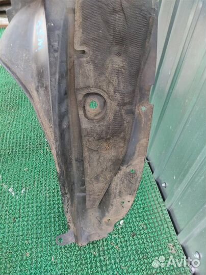 Подкрылок передний правый Mazda 6 (GG) 2007