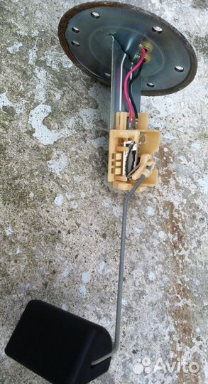 Бензонасос / Поплавок в бензобак Lexus RX-300 2001