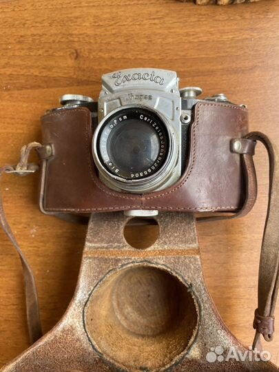Плёночный фотоаппарат Exacta Jhagee