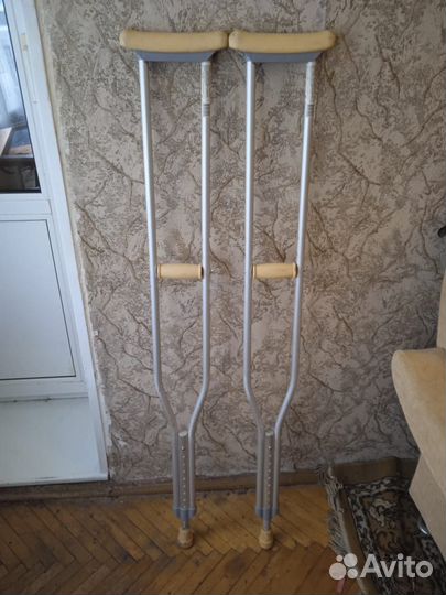 Костыли подмышечные