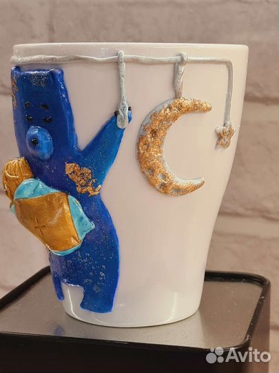 Кружка с декором из полимерной глины