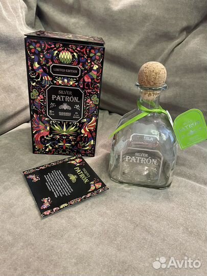 Бутылка Tequila Patron пустая