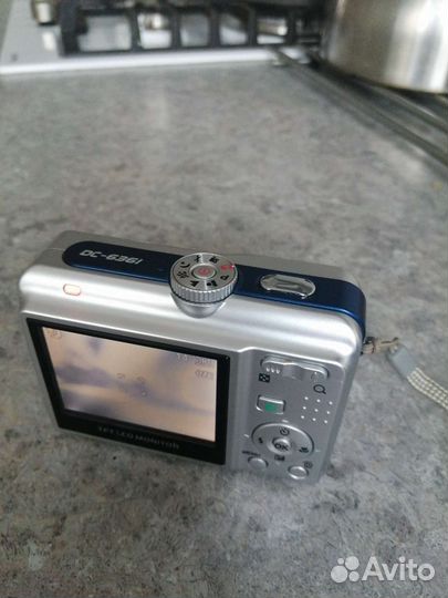 Компактный фотоаппарат