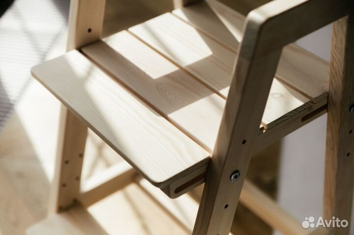 Растущий стул детский из натурального дерева