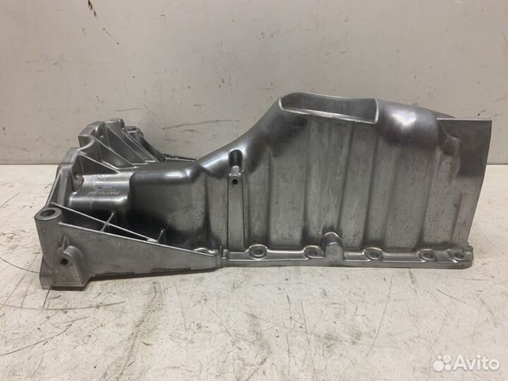 Поддон масляный двигателя Volkswagen Passat B5