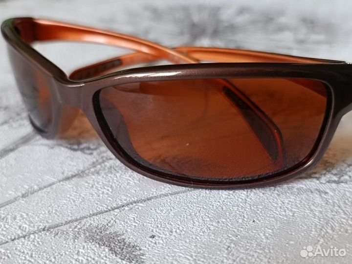 Солнцезащитные очки Polaroid