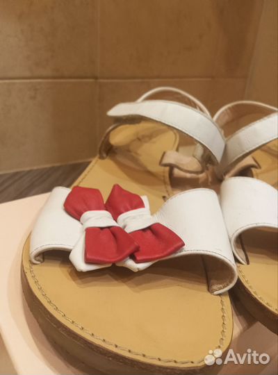 Сандалии для девочки 38 размер IL gufo