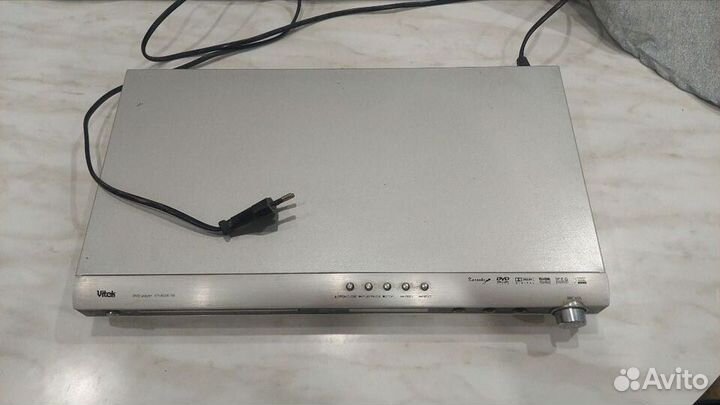 Видеоплеер с караоке Vitek VT-4006 SR