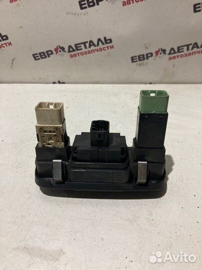 Кнопка корректора фар Geely Emgrand X7 внедорожник