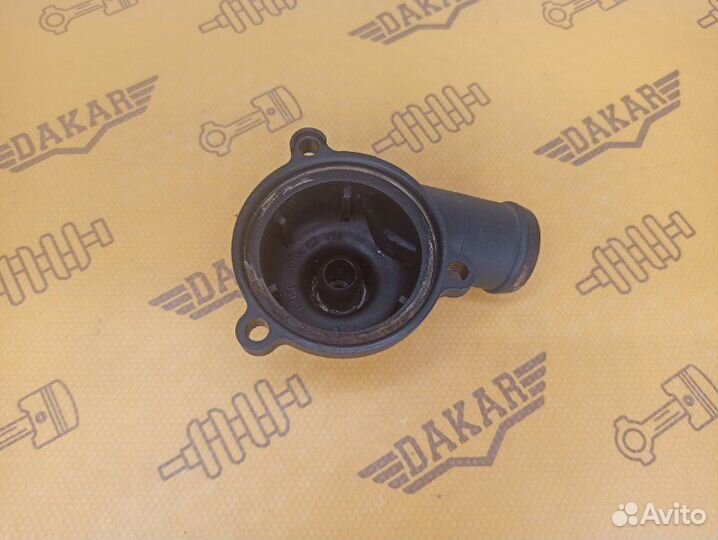 Крышка термостата Volkswagen Tiguan 5N1 cava 2010