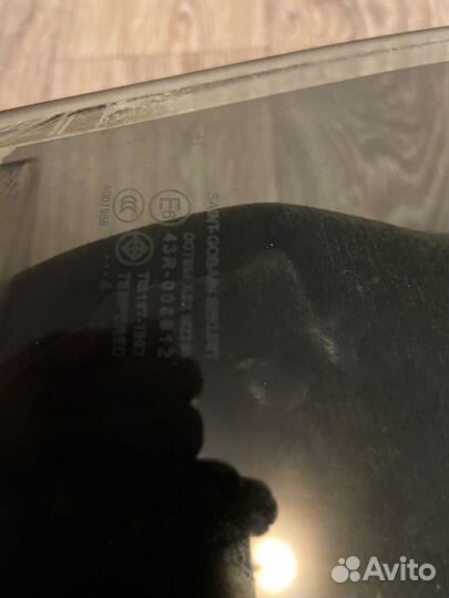 Правое переднее стекло мазда 3 BK