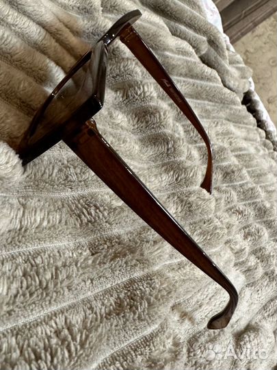 Солнцезащитные очки женские