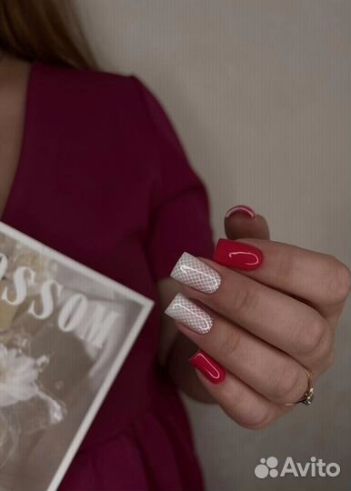 Маникюр/педикюр