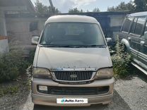 Suzuki Every Landy 1.3 AT, 2001, битый, 300 000 км, с пробег�ом, цена 120 000 руб.