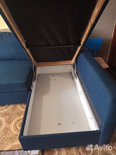 Угловой диван