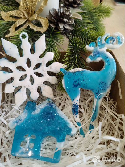 Елочные игрушки