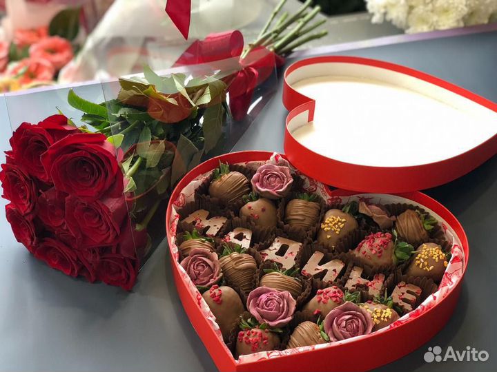 Розы клубника