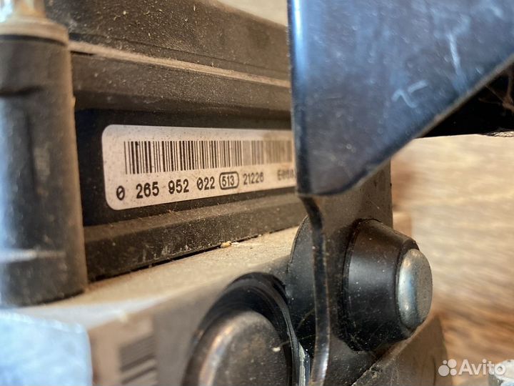 Infiniti fx qx s51 насос abs