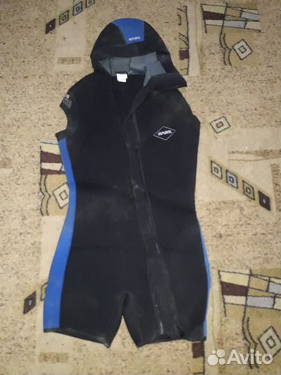 Гидрокостюмы Bare