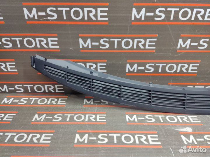 Решетка вентиляционная задняя Bmw 3-Series E90