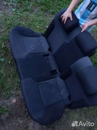 Jetta 6 салон задние сиденья диван