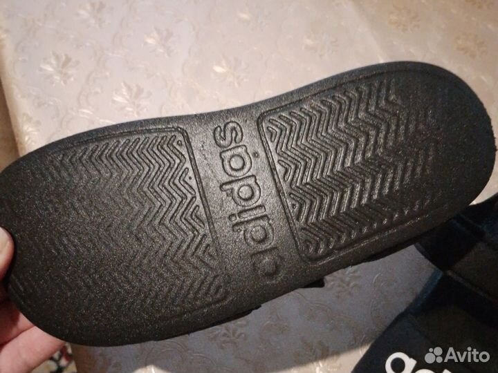 Сандалии adidas оригинал 31 р