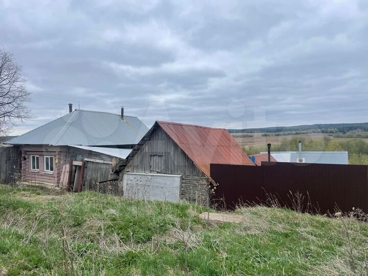 Дом 38 м² на участке 20 сот.