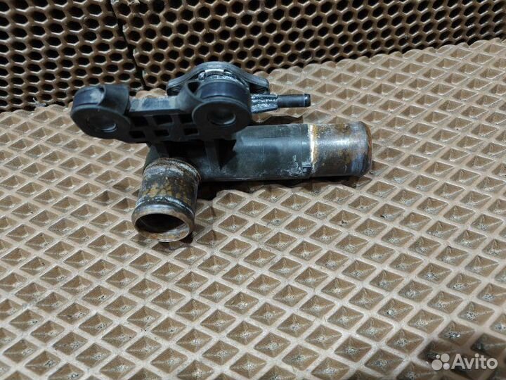 Горловина радиатора Toyota Sienta NCP81 1nzfe 2010