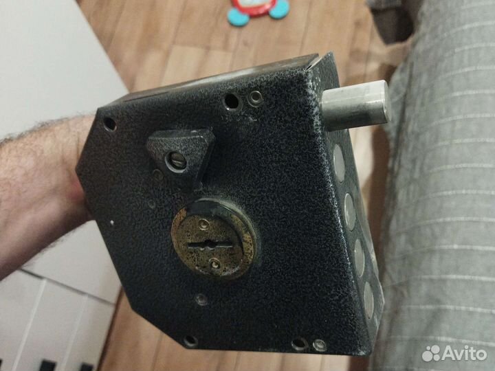 Дверной замок 3 ключа