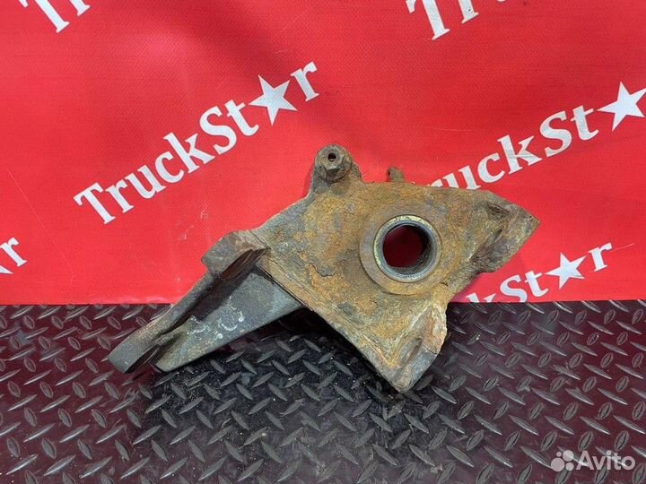 Кронштейн энергоаккумулятора правый