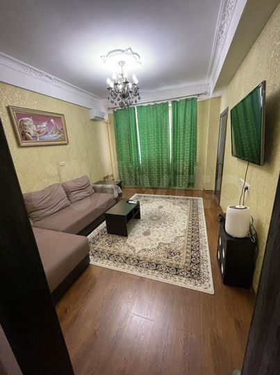 2-к. квартира, 55 м², 1/7 эт.